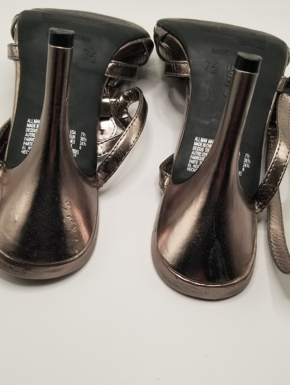 Naturalizer Metallic Floral Embellished Strappy Heels Size 7.5 - Picture 11 of 14